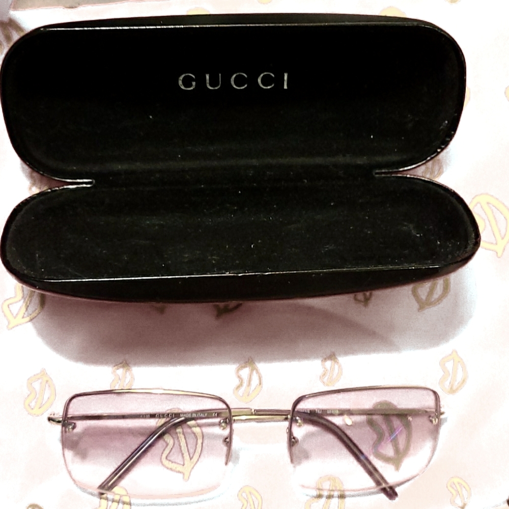 GUCCI SHADES 😎🕶